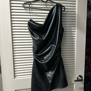 Chic One-Shoulder Black Dress